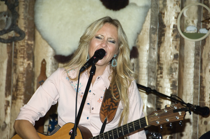 Pauline Reese & High Country, Texas